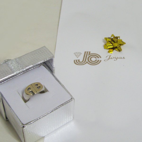 OFERTA!! (r1056)Anillo tipo sello en plata y oro con iniciales c